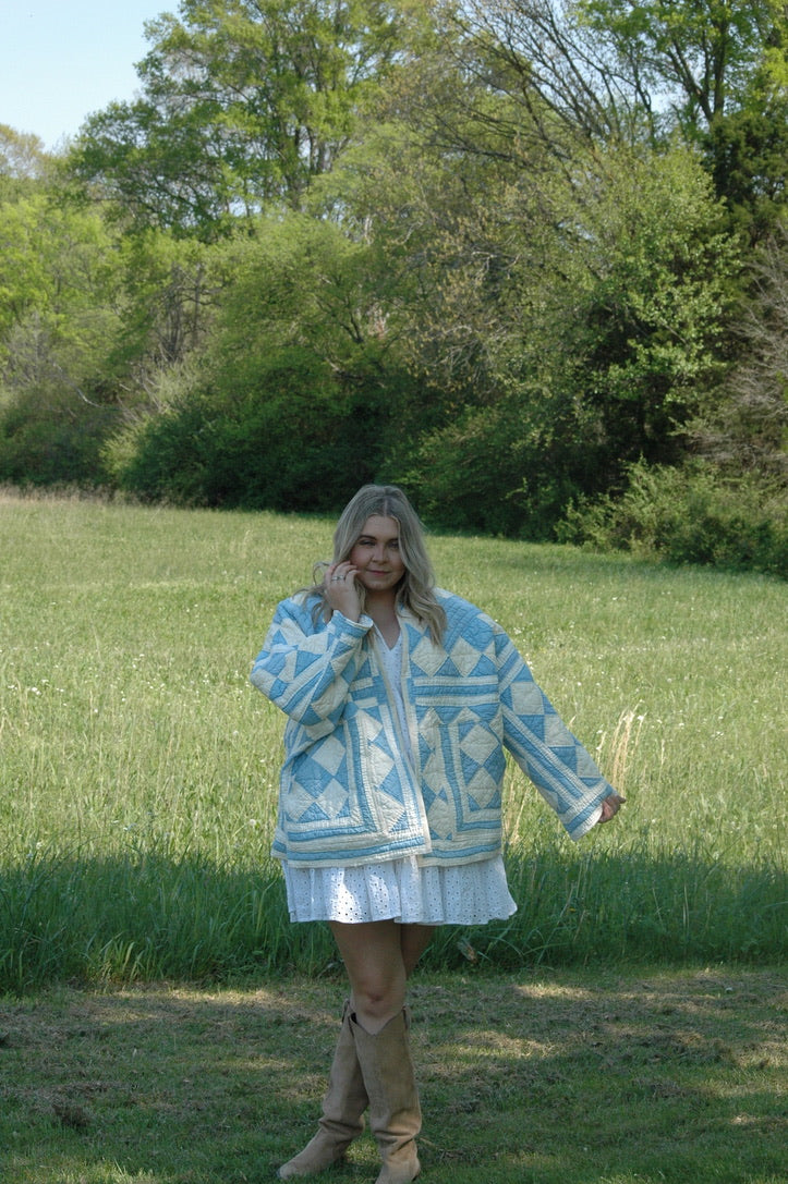 Vintage Blue and Cream Quilted Jacket with Pockets