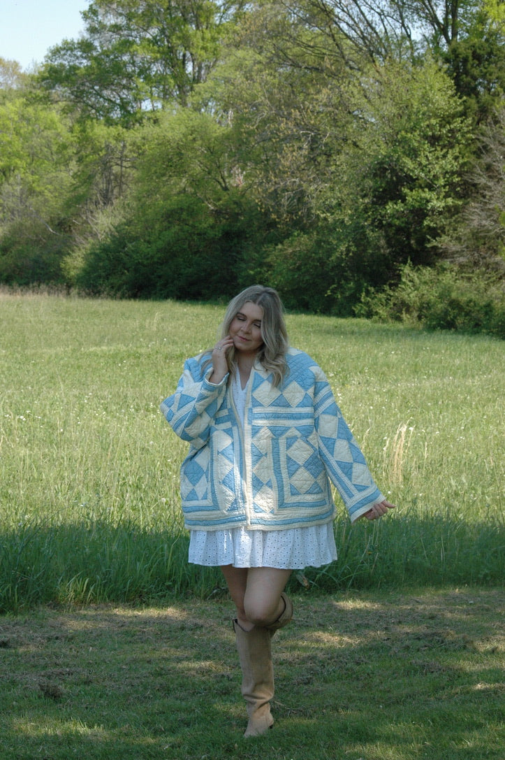 Vintage Blue and Cream Quilted Jacket with Pockets