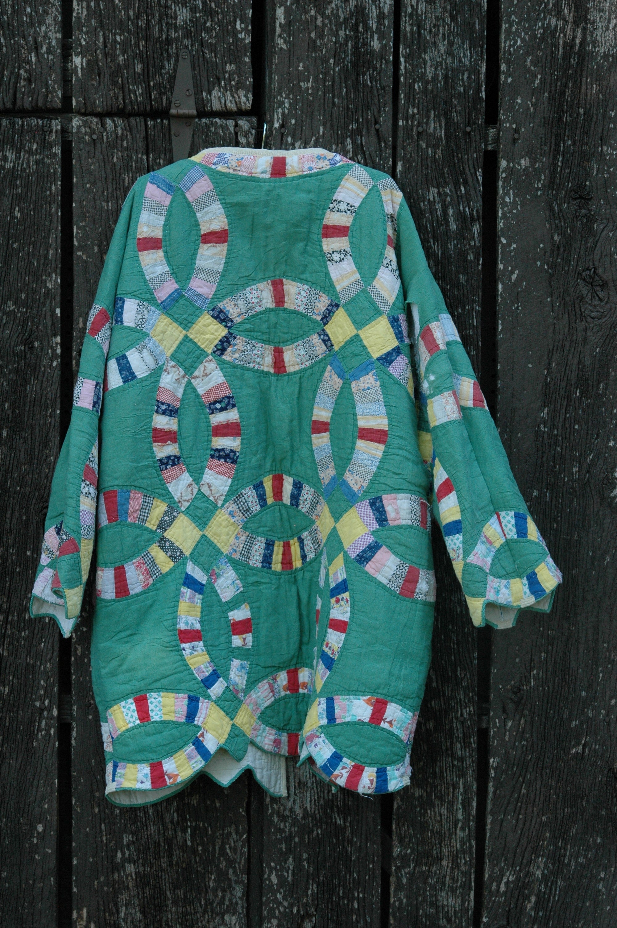 Vintage Green Wedding Ring Quilted Jacket with Pockets