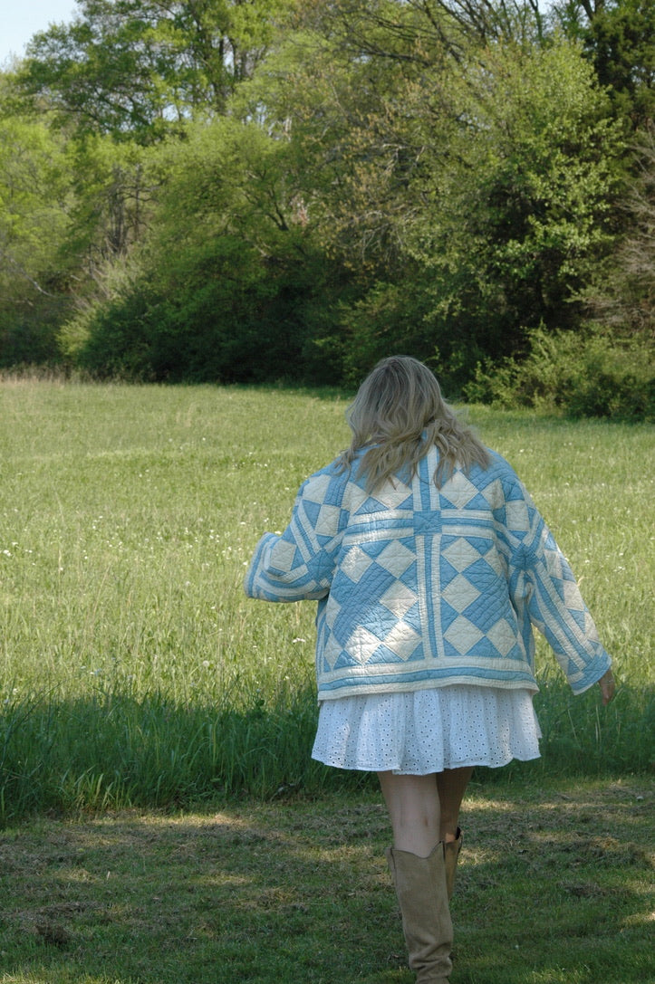 Vintage Blue and Cream Quilted Jacket with Pockets