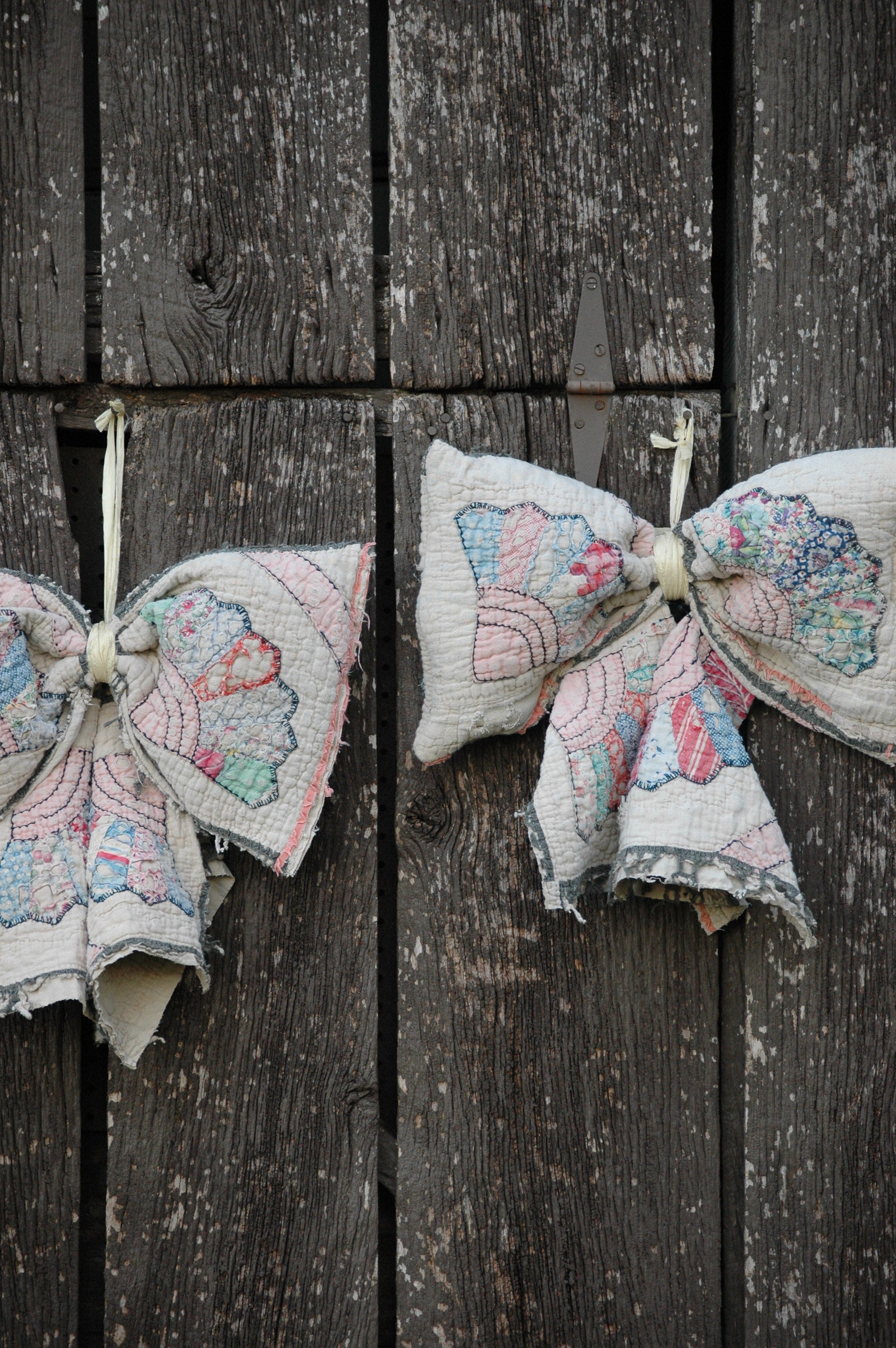 Vintage Dresden Fan Block Quilt Bow