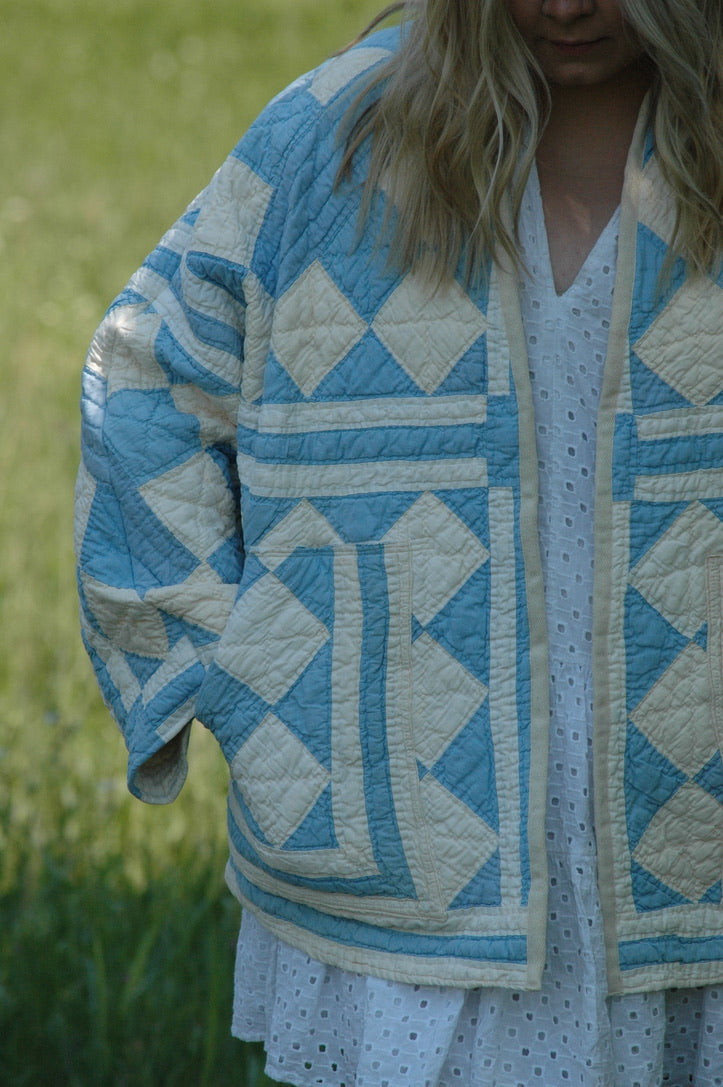 Vintage Blue and Cream Quilted Jacket with Pockets