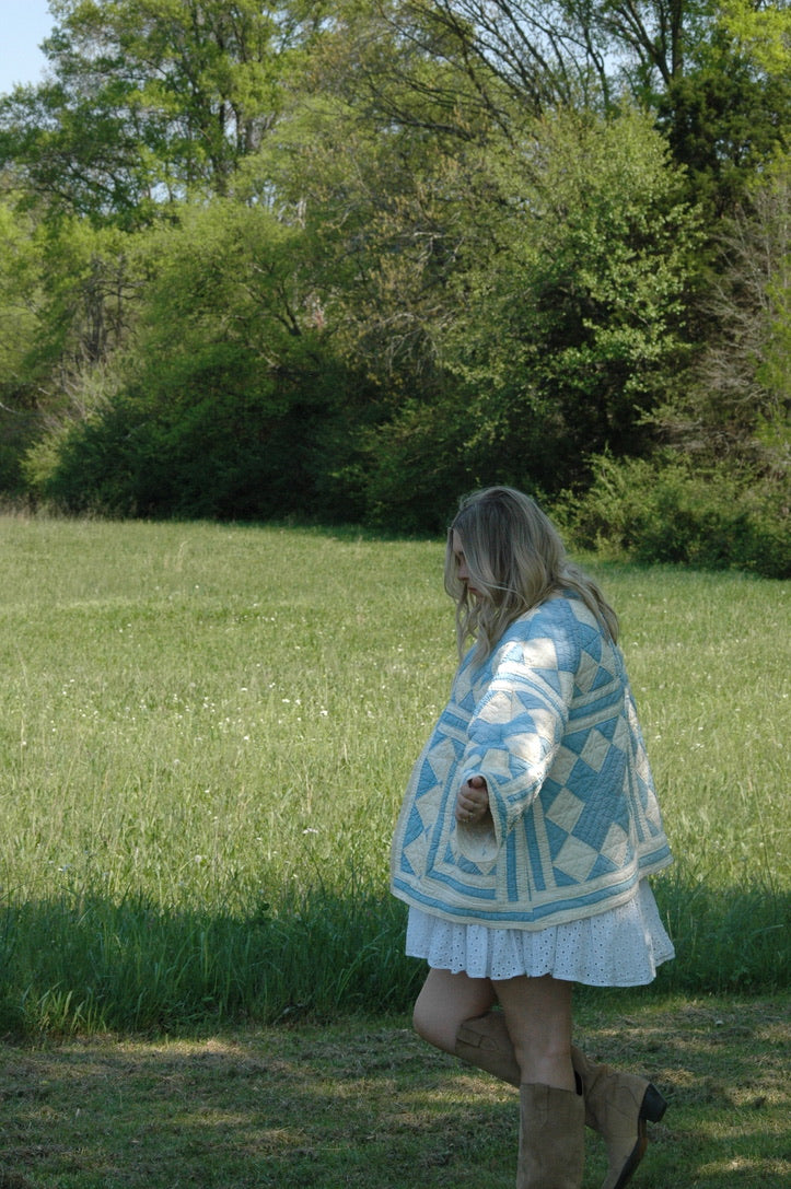 Vintage Blue and Cream Quilted Jacket with Pockets