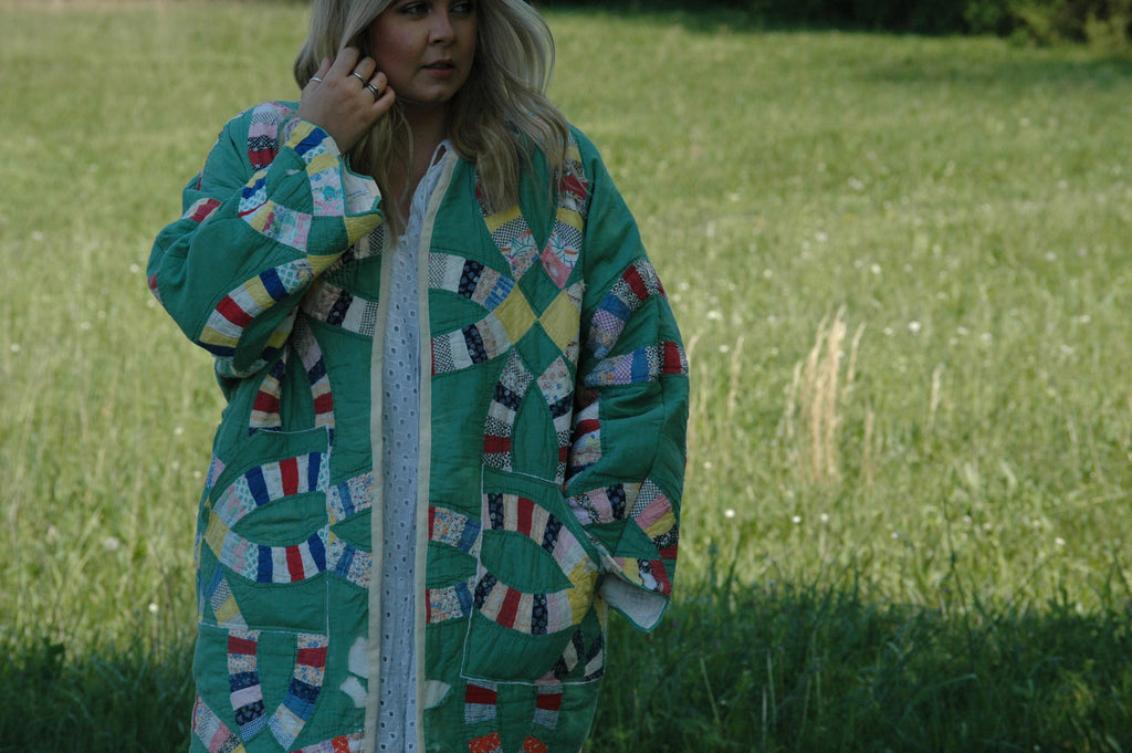Vintage Green Wedding Ring Quilted Jacket with Pockets
